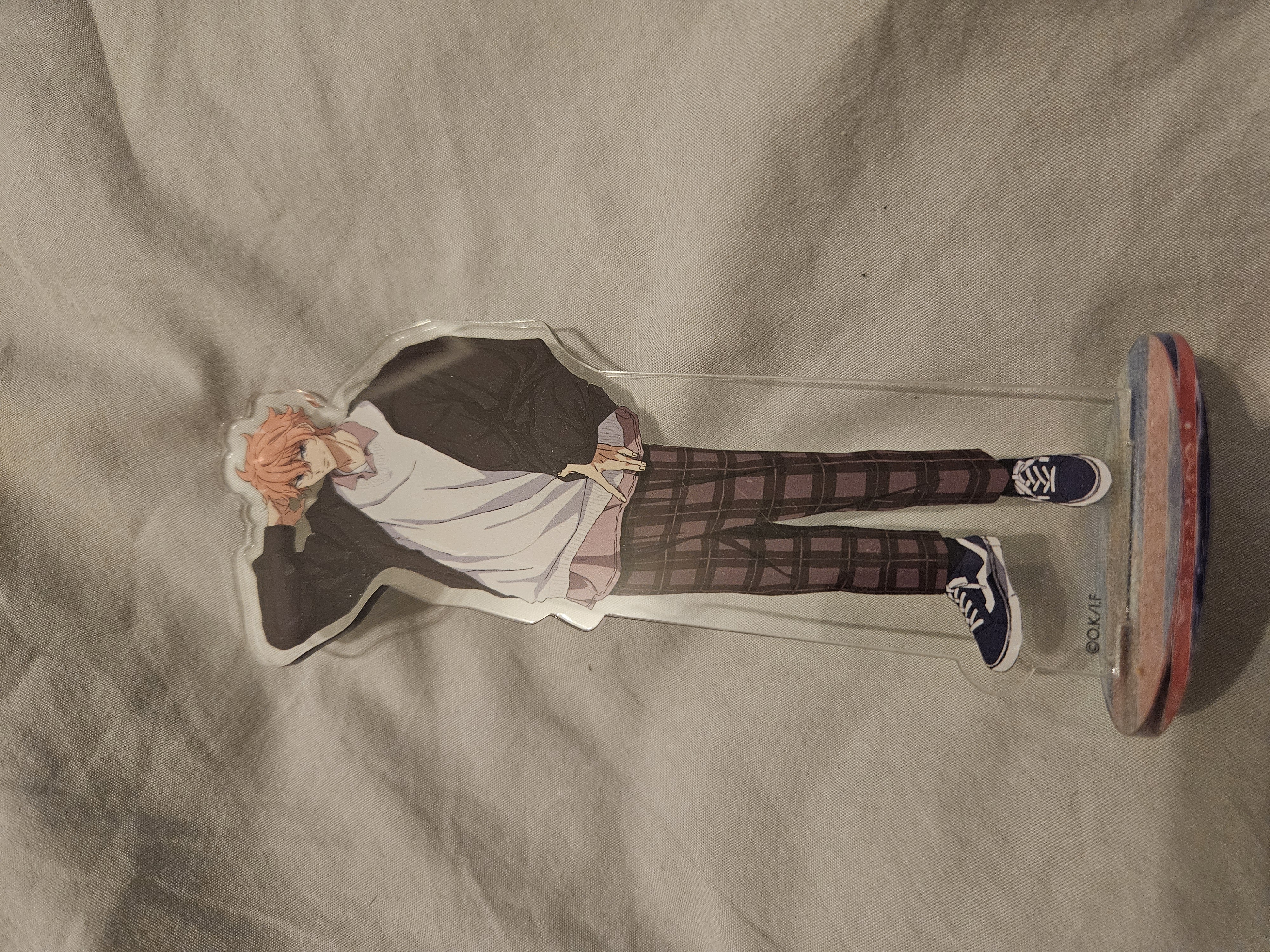 Kisumi acrylic stand